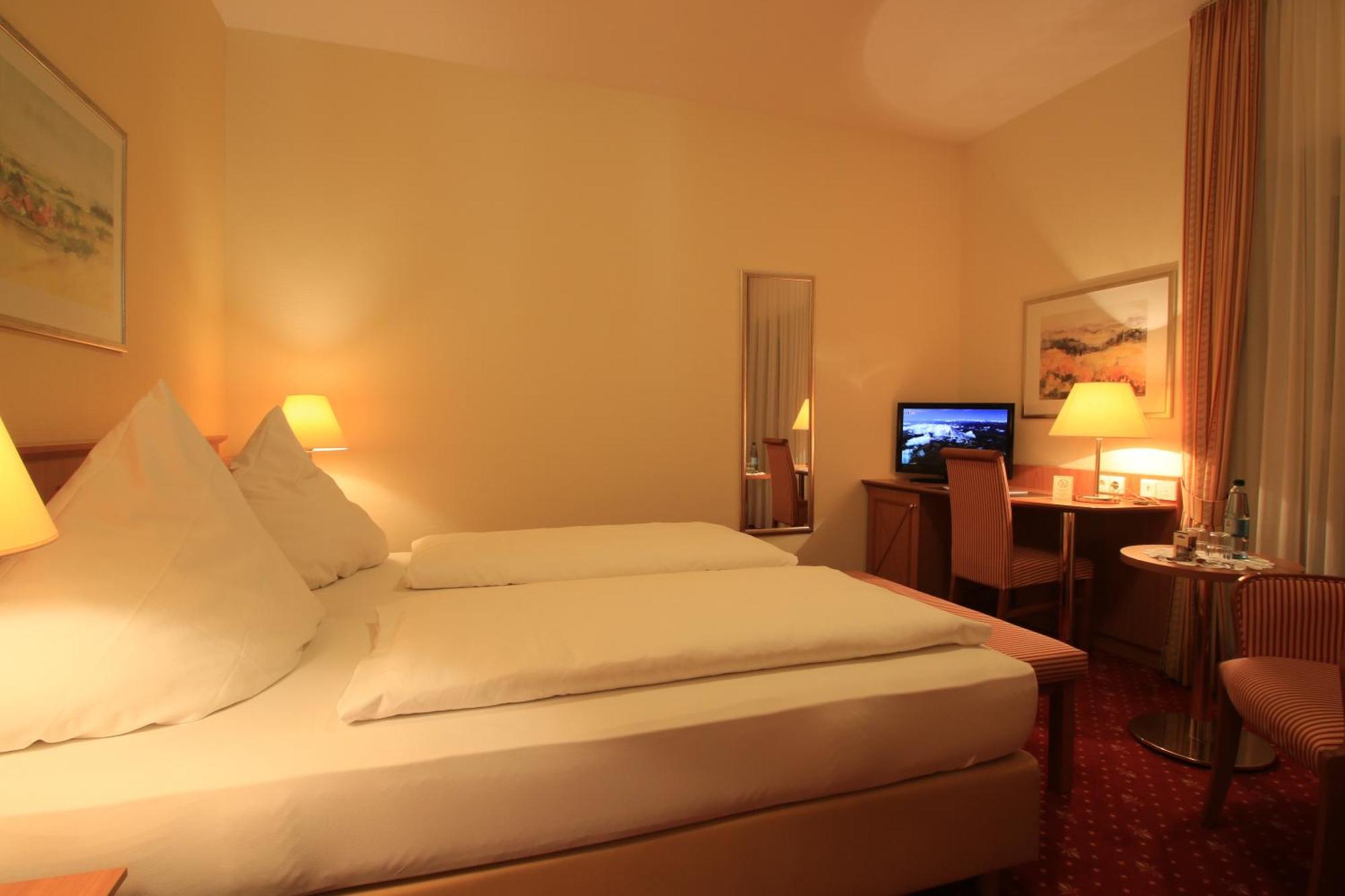 באד מרגנטהיים Hotel Alexa חדר תמונה