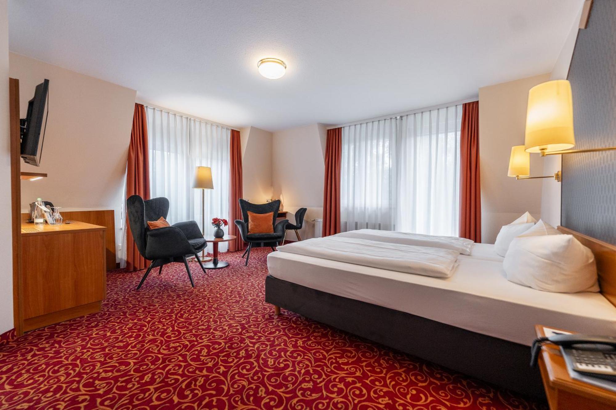 באד מרגנטהיים Hotel Alexa מראה חיצוני תמונה